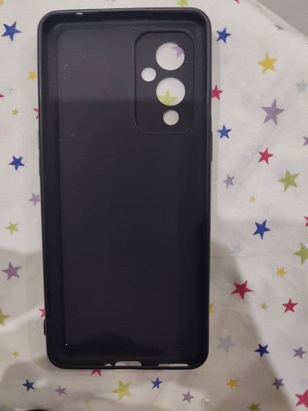 OnePlus 9 cover 1