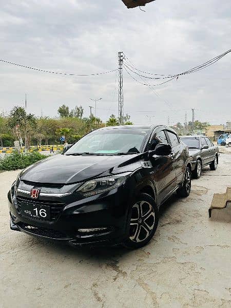 Honda vezel Islamabad reg 2021 import 2