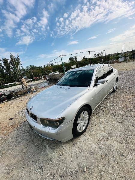 Bmw 2003 model antique car 4