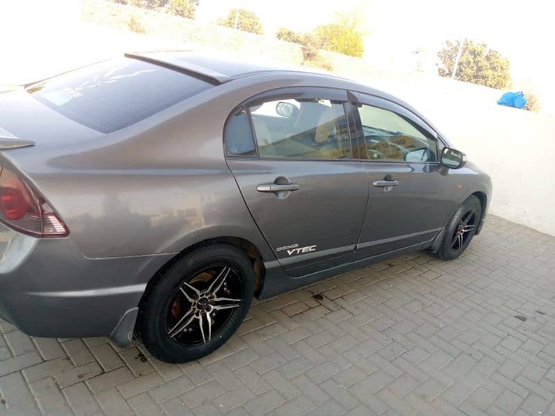 honda civic oriel 2012 in mint condition. 03336104750 3