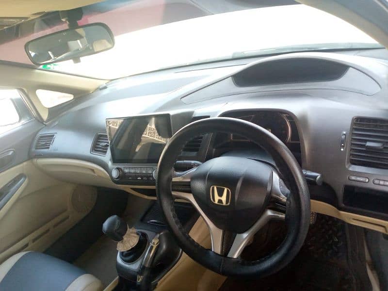 honda civic oriel 2012 in mint condition. 03336104750 4