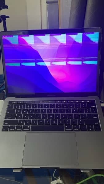 Macbook Pro 2017 13" 8gb 256gb 1