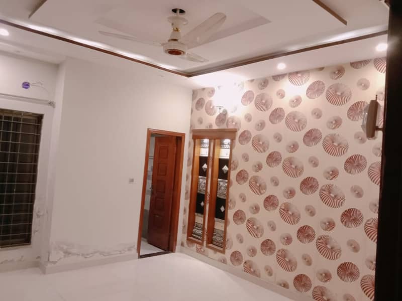 BRAND NEW HOUSE AVALIBLE FOR RENT IN BAHRIA TOWN LAHORE 6