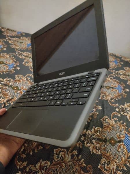 Acer Chromebook c732 touch screen 2