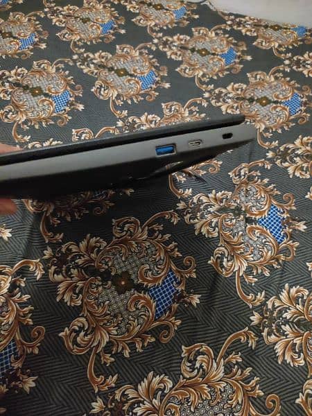 Acer Chromebook c732 touch screen 8