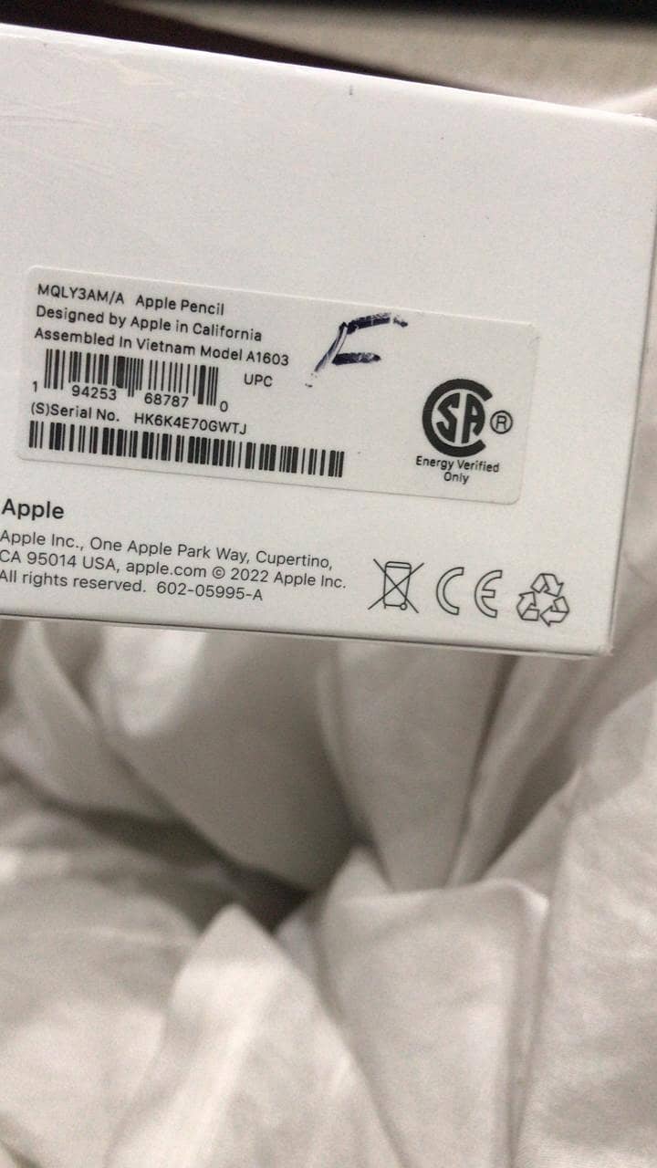Apple Pencil (1st generation) Type C with USB-C to Pencil Adapter 2