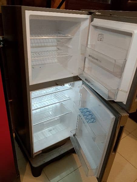 Haier Refrigerator HRF-216, 10/10 Condition. 1