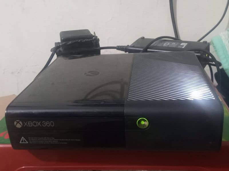 Xbox 360 ultra slim original from US no jtag 8