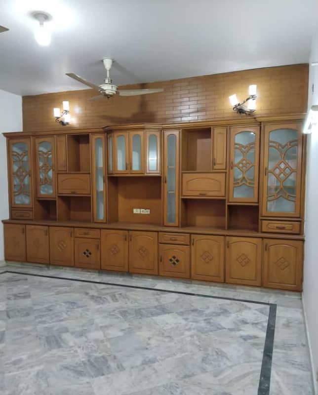 8 Marla House For Rent Iqbal Town 2
