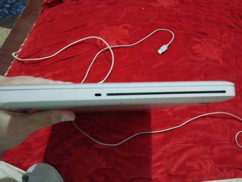Apple MacBook Pro Mid 2012 7