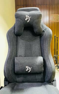 Arozzi Vernazza executive office chair with soft fabric - europe