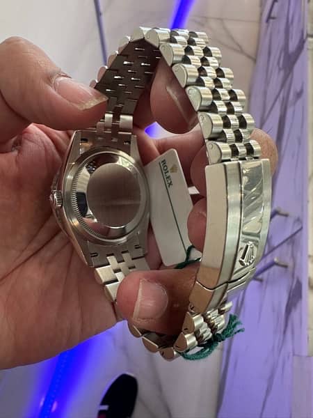 IMRAN SHAH Rolex Dealer here we deals original watches all Pak 1