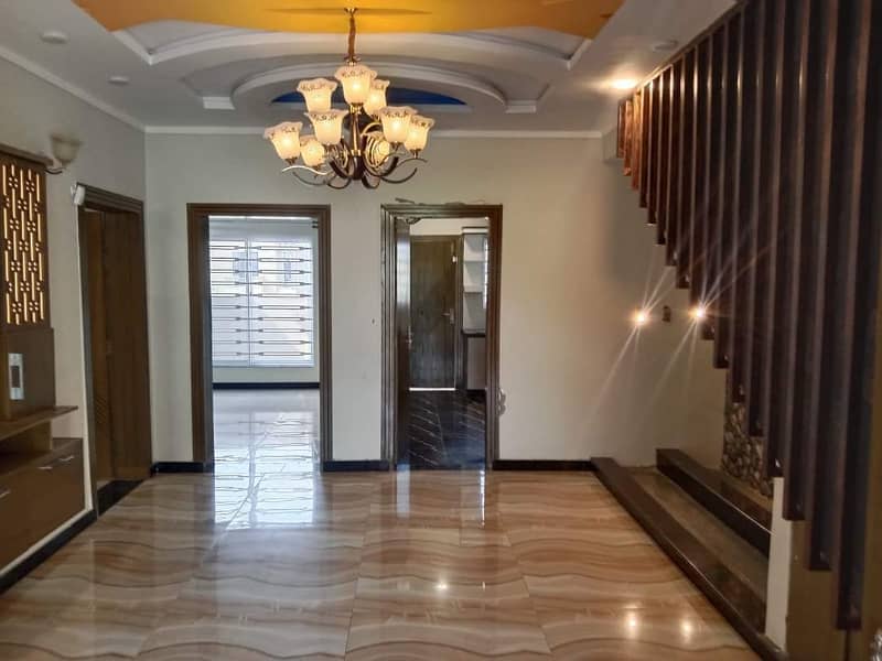 5 Marla Beautiful House For Rent Gas Installed Near To Commercial Area, Mosque And Park 5