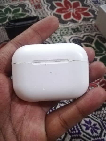 Apple Airpods pro 2nd Generation my number 03263257520 4