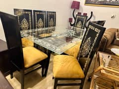 8 chairs dining set few months used