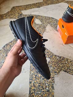 Nike lengendx 7 club football shoes