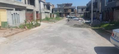 PHA Officers Residencia, 06 Beds House for sale