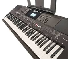 Yamaha PSR EW410.76-keys | portable digital keyboard 0