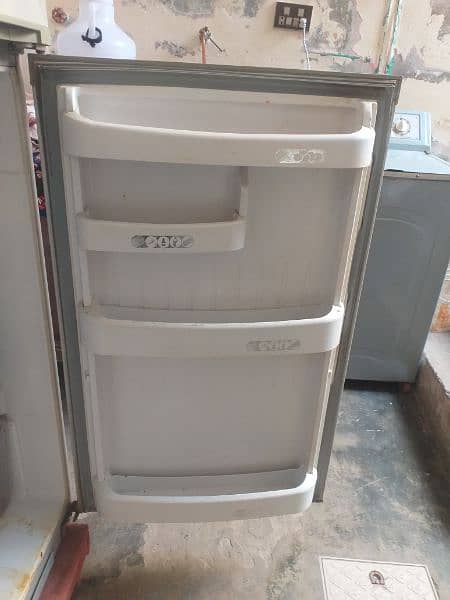 orient refrigerator good condition 5