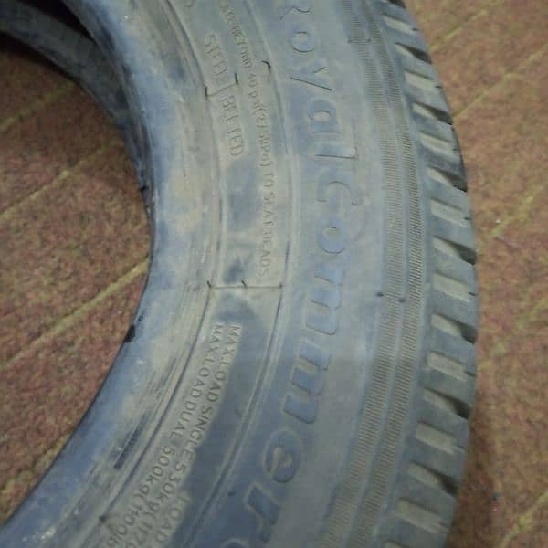 145 r 12 ka tyre good condition bilkul new jaisa 03046571093 2