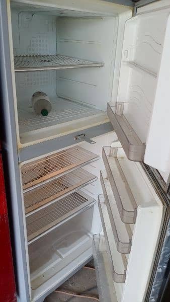 sasty fridge for sale 0301,4716036 caal my wtsap nmbar 18