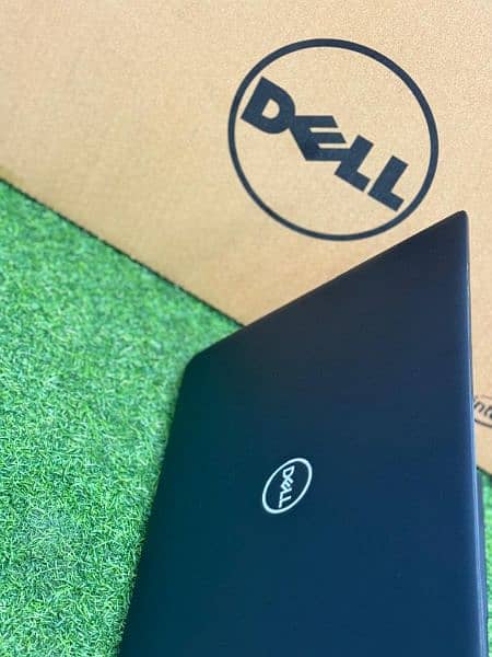 Dell Inspiron complete box 3