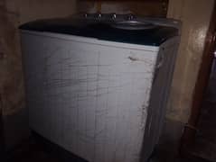 DAWLANCE WASHING MACHINE AND SPINER, as same as new 0