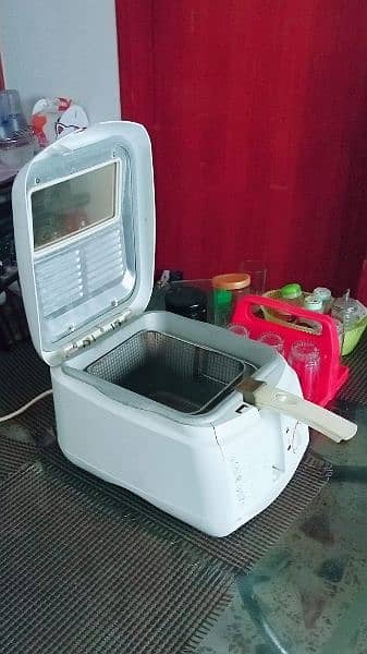 Kenwood DF-550 Deep Fryer for Chips Nuggets Fish Burgers Carefuly used 5