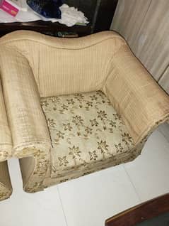 Sofa set used perfect condition 5 seater