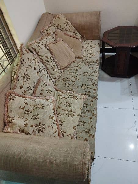 Sofa set used perfect condition 5 seater 1