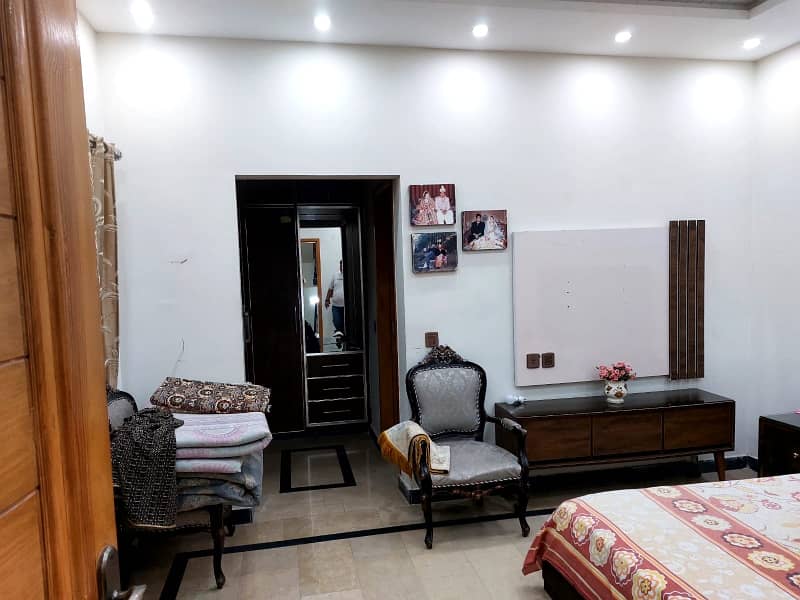 A 20 Marla House Located In UET Housing Society Is Available For sale 15