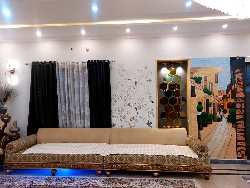 A 20 Marla House Located In UET Housing Society Is Available For sale 47