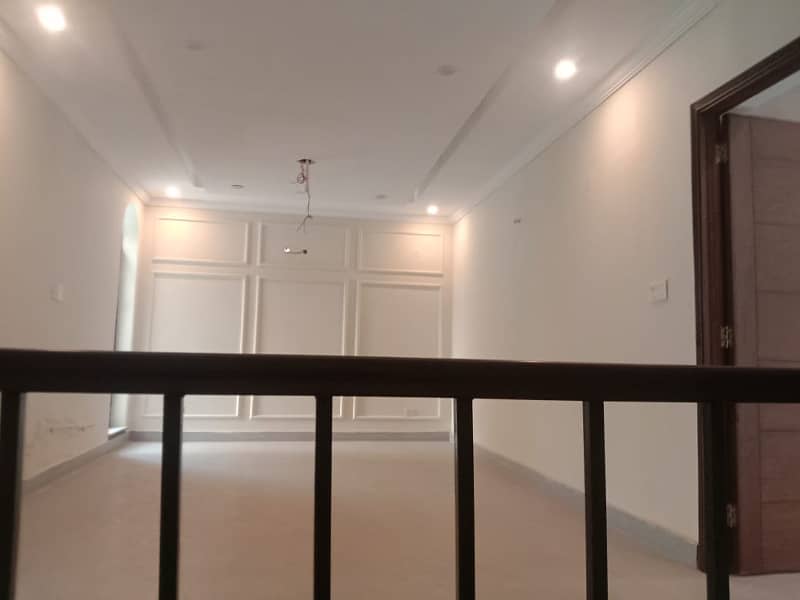 A House Of 7 Marla M7C LAKECITY In Rs. 90000 For Rent 4