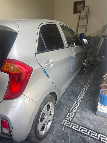 KIA picanto total genuine first owner 0