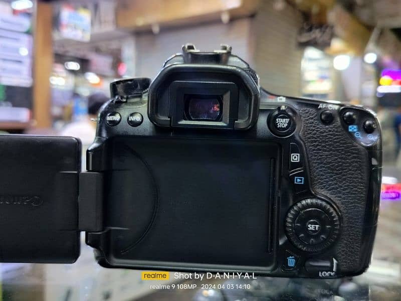 Canon 70D Dslr Camera | 18-55mm lens 4