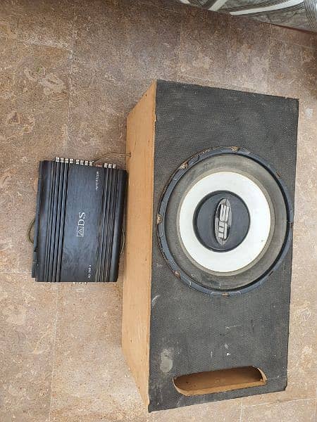 car woofer and amplifier , awsome sound system 1