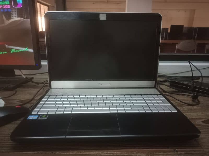 Asus Laptop Working Condition. 1