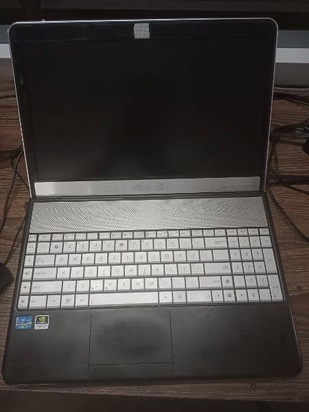 Asus Laptop Working Condition. 3