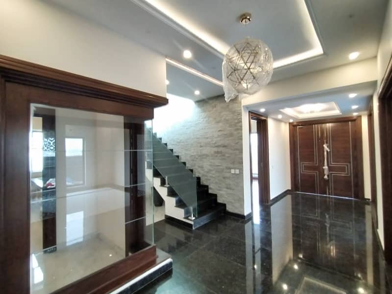 1 Kanal Ultra Modern Luxury House For Rent In Phase 7 DHA Lahore 7