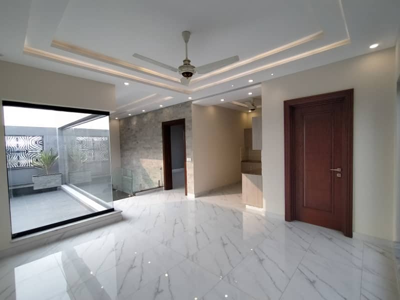 1 Kanal Ultra Modern Luxury House For Rent In Phase 7 DHA Lahore 28