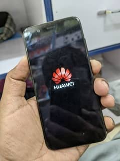 Huawei Nova 2  4/64  | Oppo A83 3/32 | Huawei Y5 lite 1/16