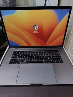 Apple MacBook Pro retina display 2019 i7 10by10condition