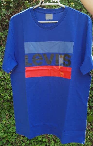 100% original Levi's T-Shirts available 12