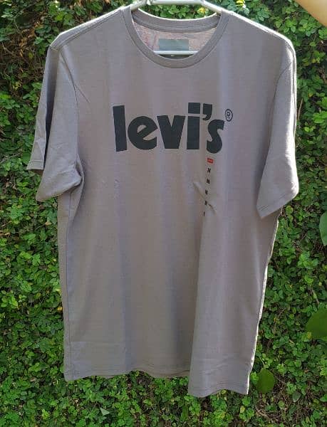 100% original Levi's T-Shirts available 14