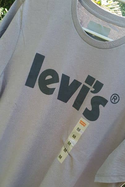 100% original Levi's T-Shirts available 16