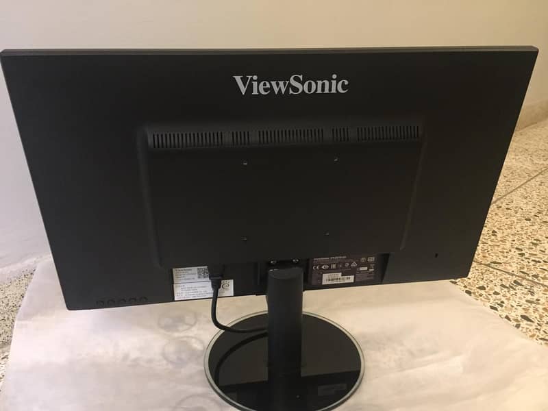 Monitor - View Sonic 1