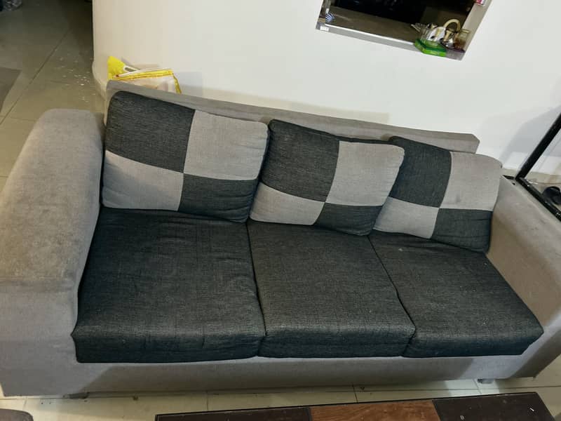 Modern 6 seater Track Arm Grey Sofa Mint Condition 9/10 DHA 0