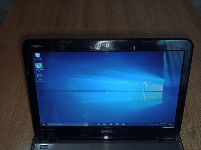 Laptop Dell Like New 10/10 Battery 3 hour sale Exchange 4GB 300 Hard 11