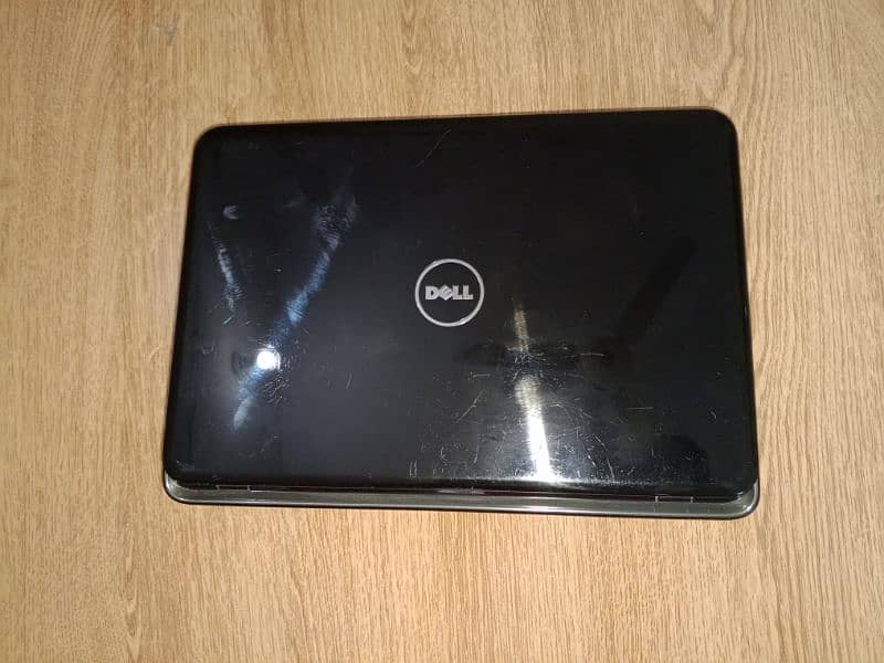 Laptop Dell Like New 10/10 Battery 3 hour sale Exchange 4GB 300 Hard 15