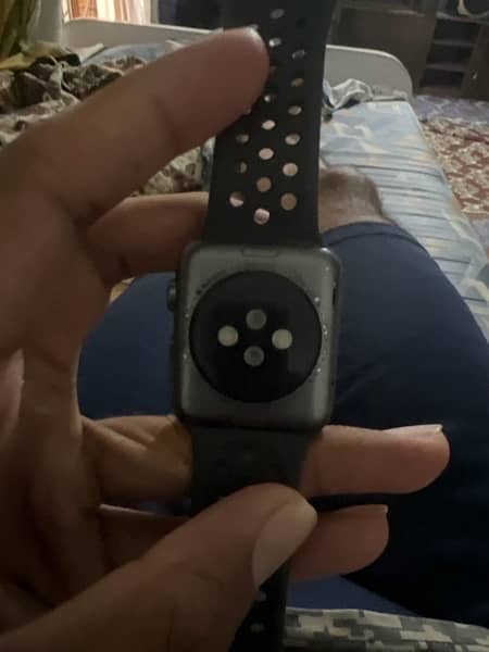 apple watch series 1 nike addition condition all good 100% health 1
